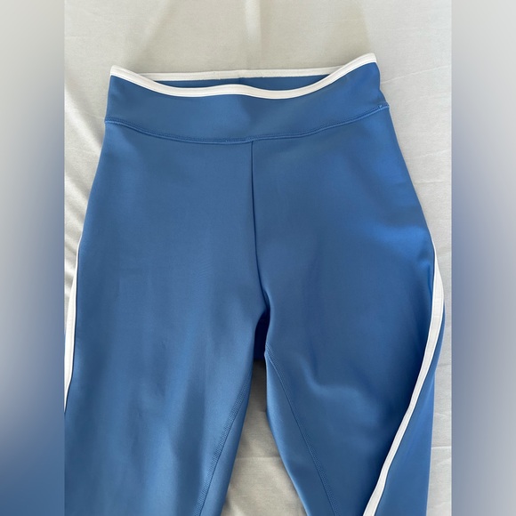 ALO Yoga Airlift High Waist Charger 7/8 Leggings in Crystal blue Sz S $138 - Picture 4 of 10